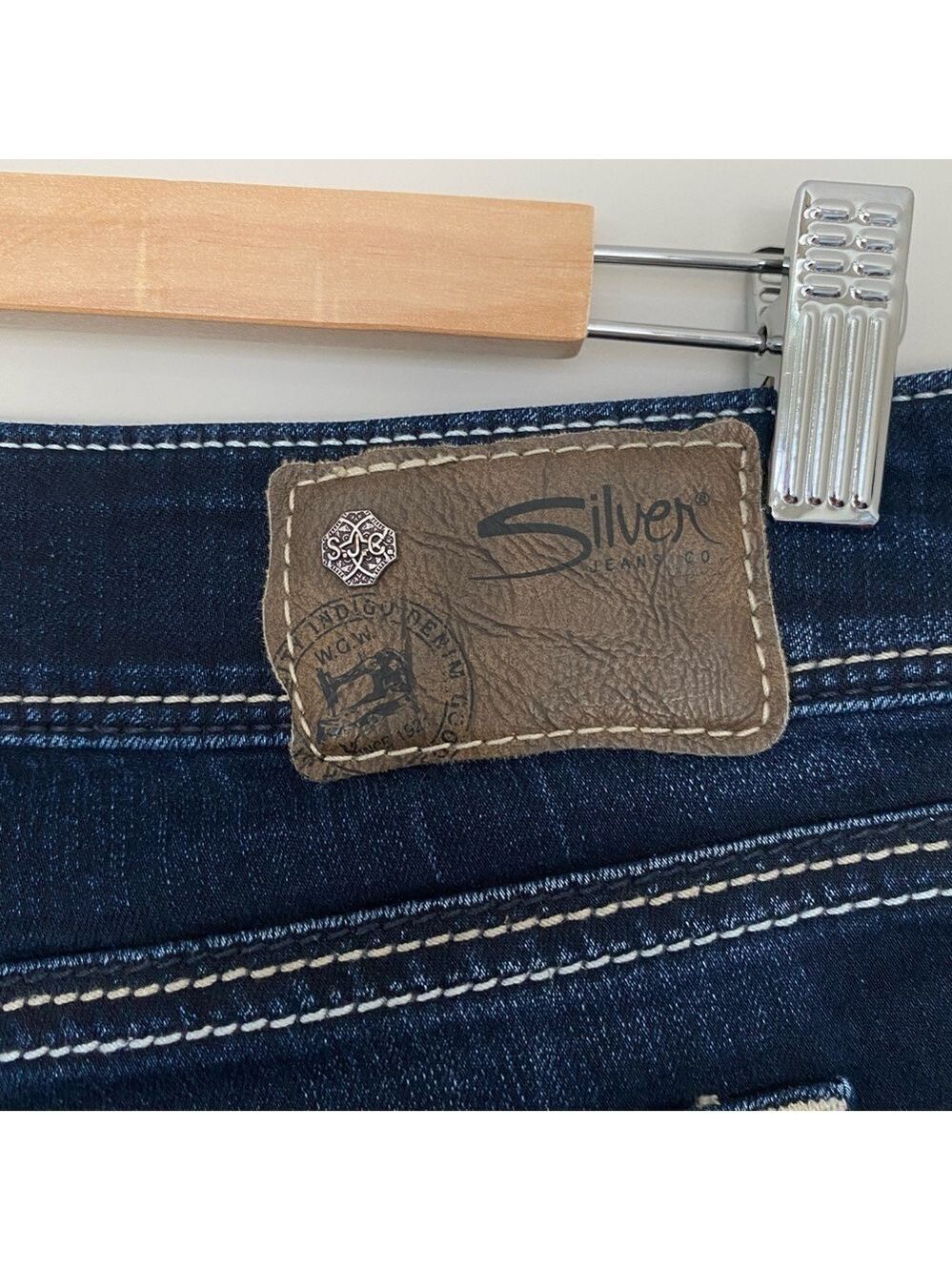 Silver Super Stretch Suki Mid Slim Boot Bootcut Jeans Women's Sz 29x31 Dark Wash - Picture 5 of 15